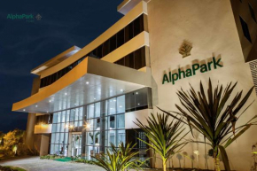 Гостиница AlphaPark Hotel  Гояния